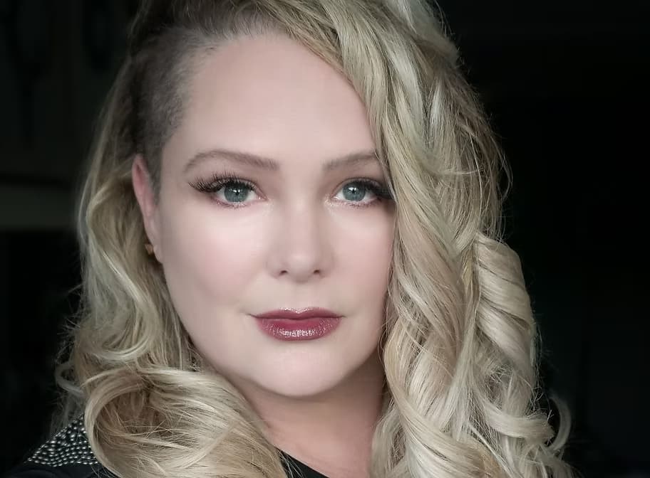 Portrait of Jennifer McGill